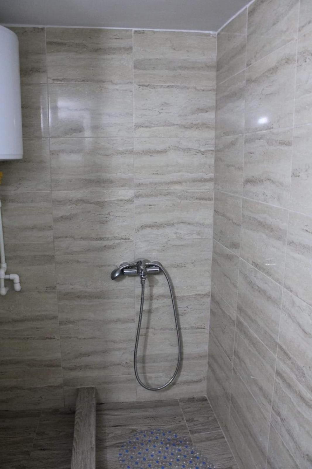 Casuta Galbena Villa เอโฟริเอนอร์ด ภายนอก รูปภาพ